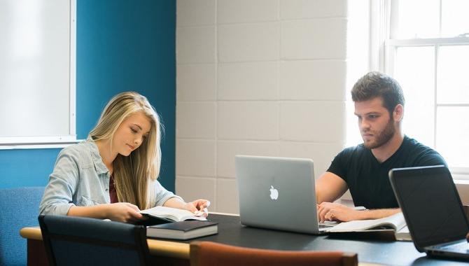Several types of study rooms are available throughout the building.